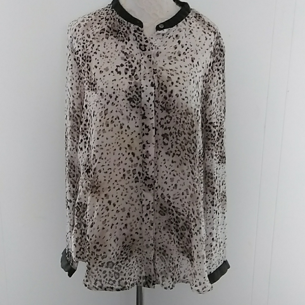 DKNYC blouse